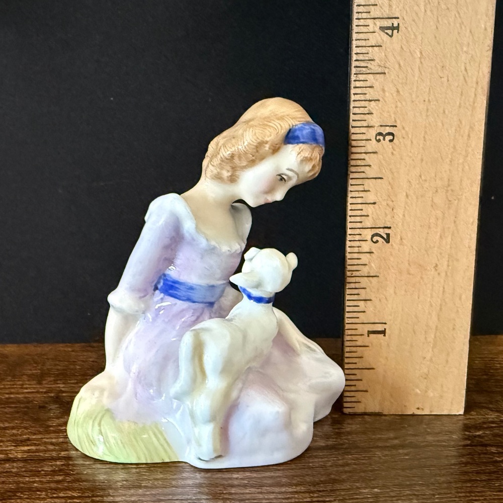 ROYAL DOULTON “Mary Had A Little Lamb” Figurine - Picture 3 of 11